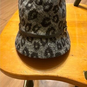 San Diego Hat Company Leopard Print Bucket Hat - Black and Gray